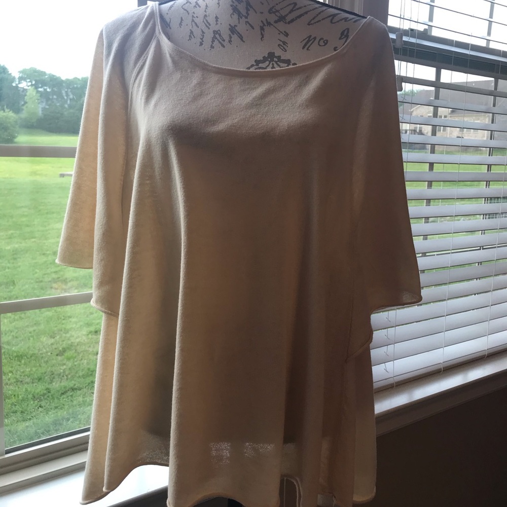 NWOT Boho round neck top
